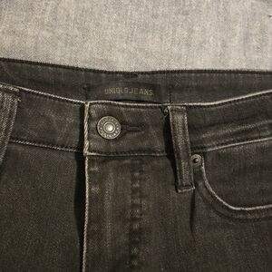 UNIQLO Black Jeans